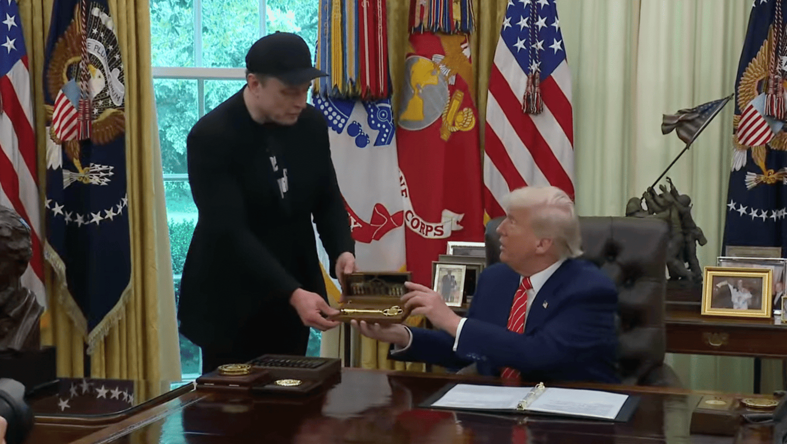 elon musk have white house key